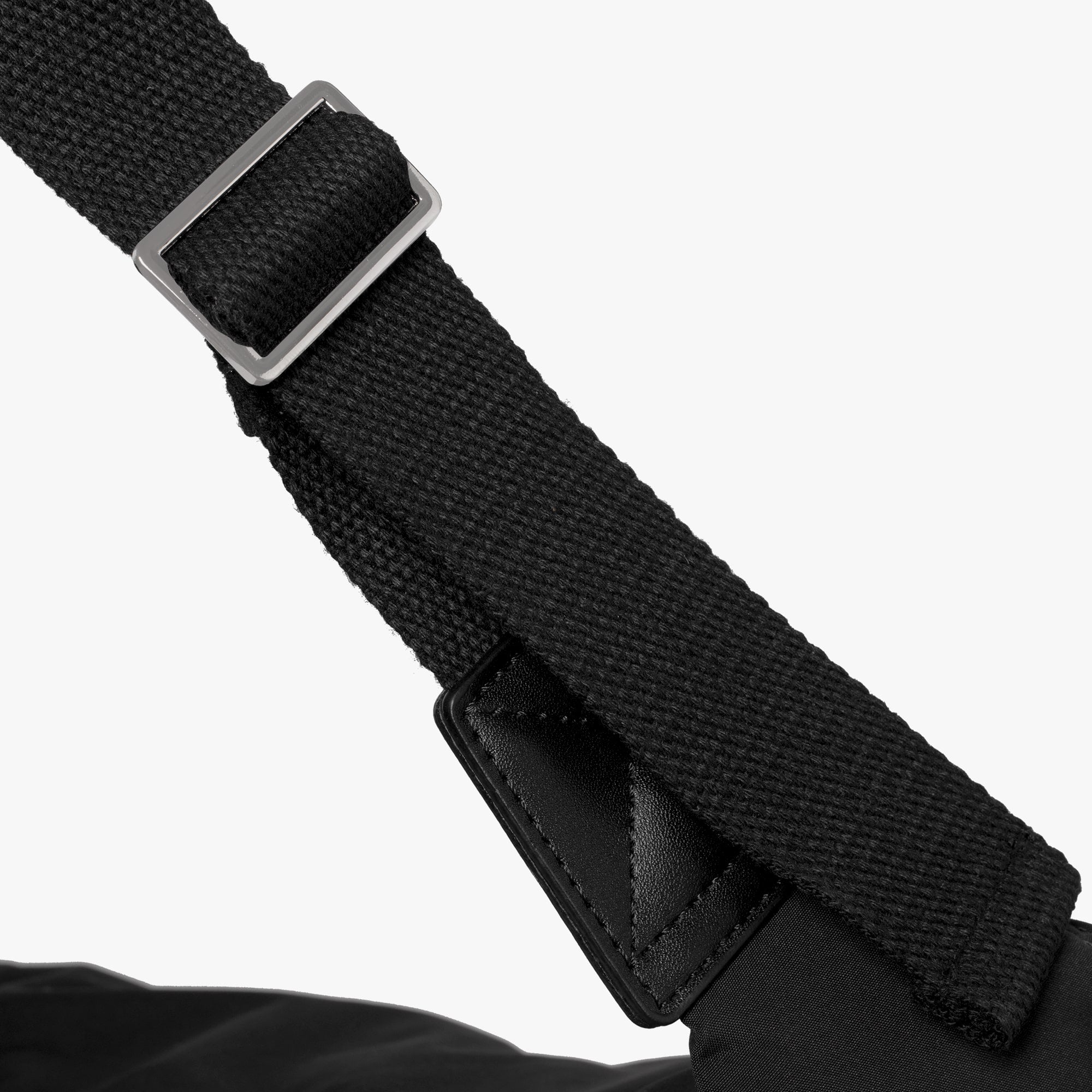 Béatrice | Crescent Crossbody Bag