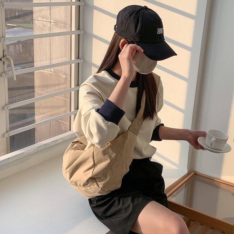 Béatrice | Crescent Crossbody Bag