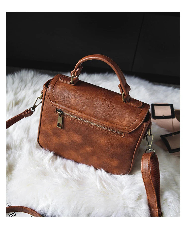 Gabrielle | Vintage Brown Crossbody Bag