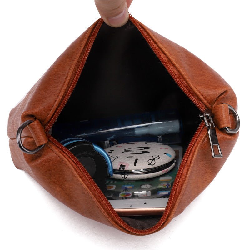 Set of 4 leather shoulder bags