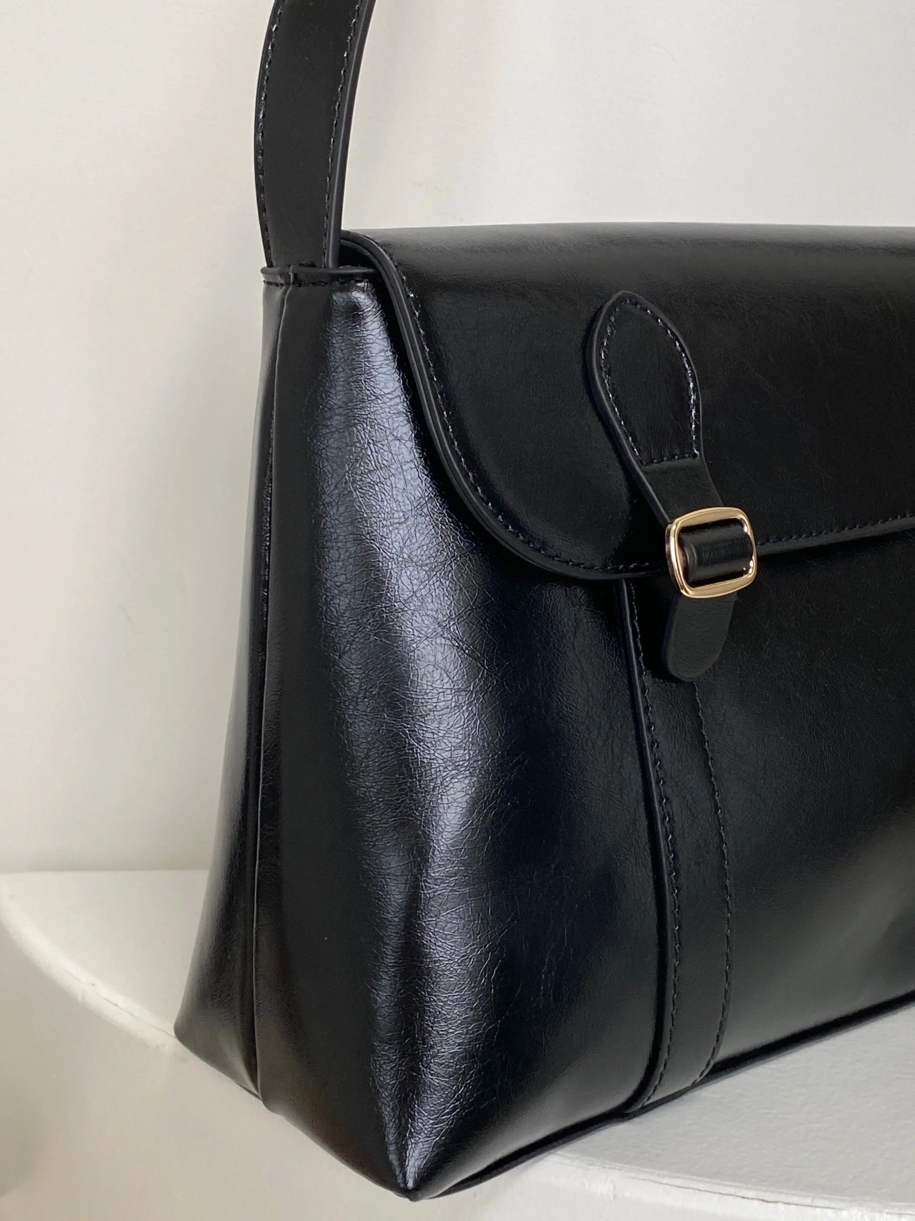 Leather crossbody bag