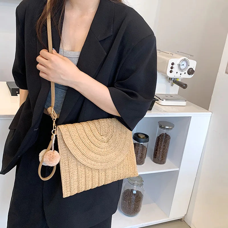 Laurence | Pink Straw Crossbody Bag