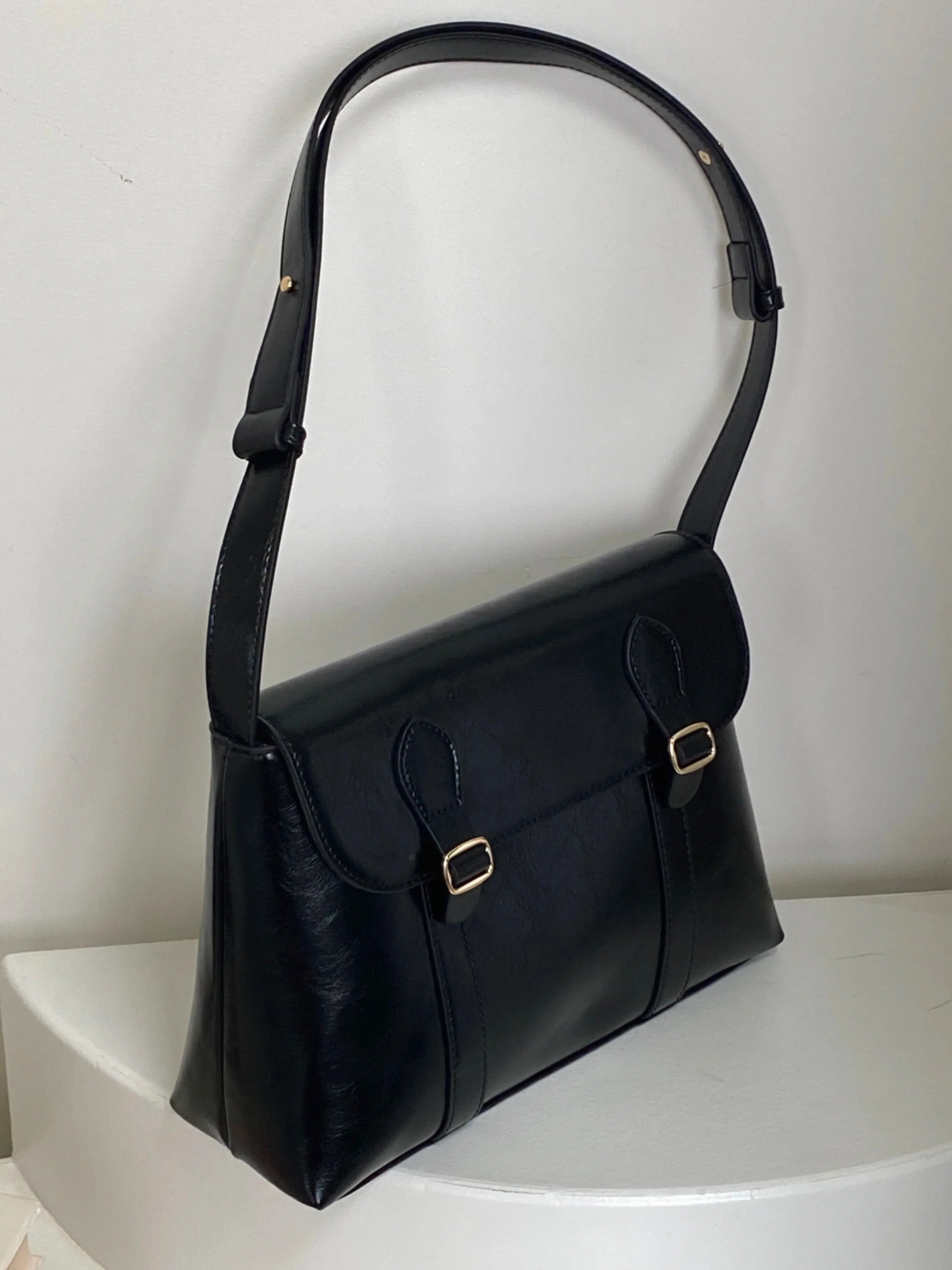 Leather crossbody bag