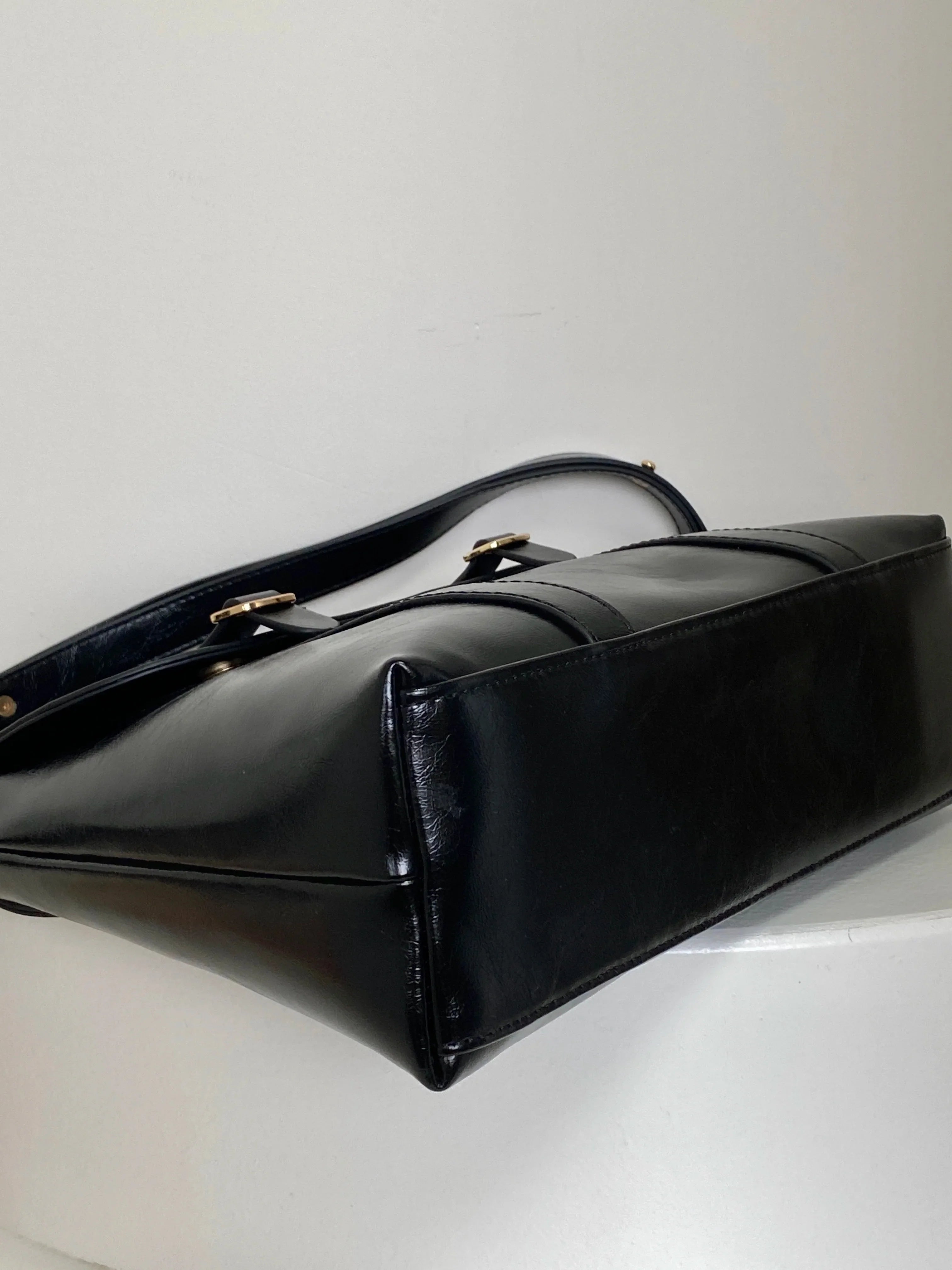 Leather crossbody bag
