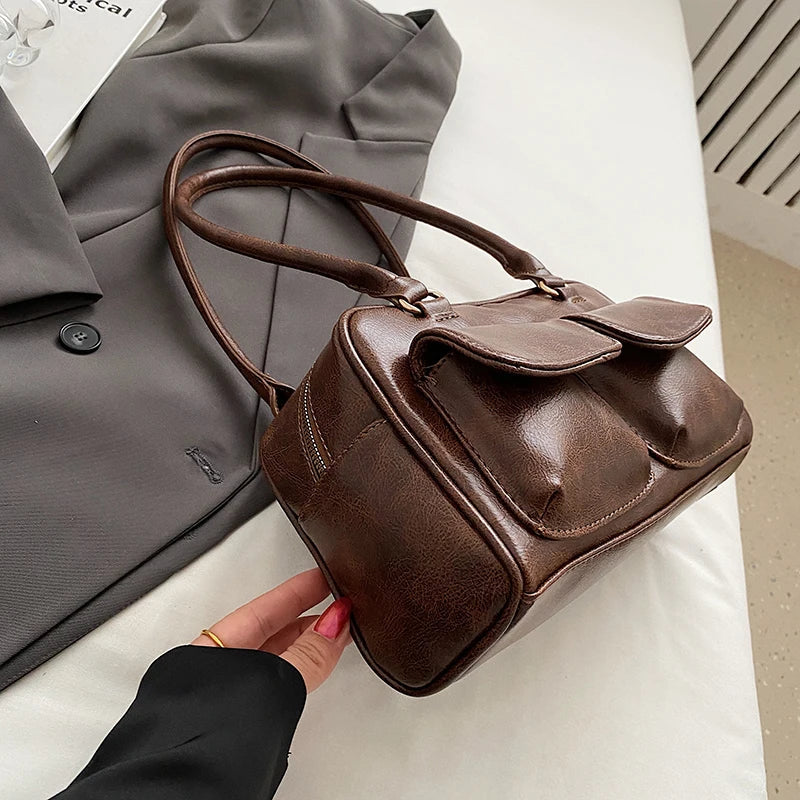 Leather shoulder bag