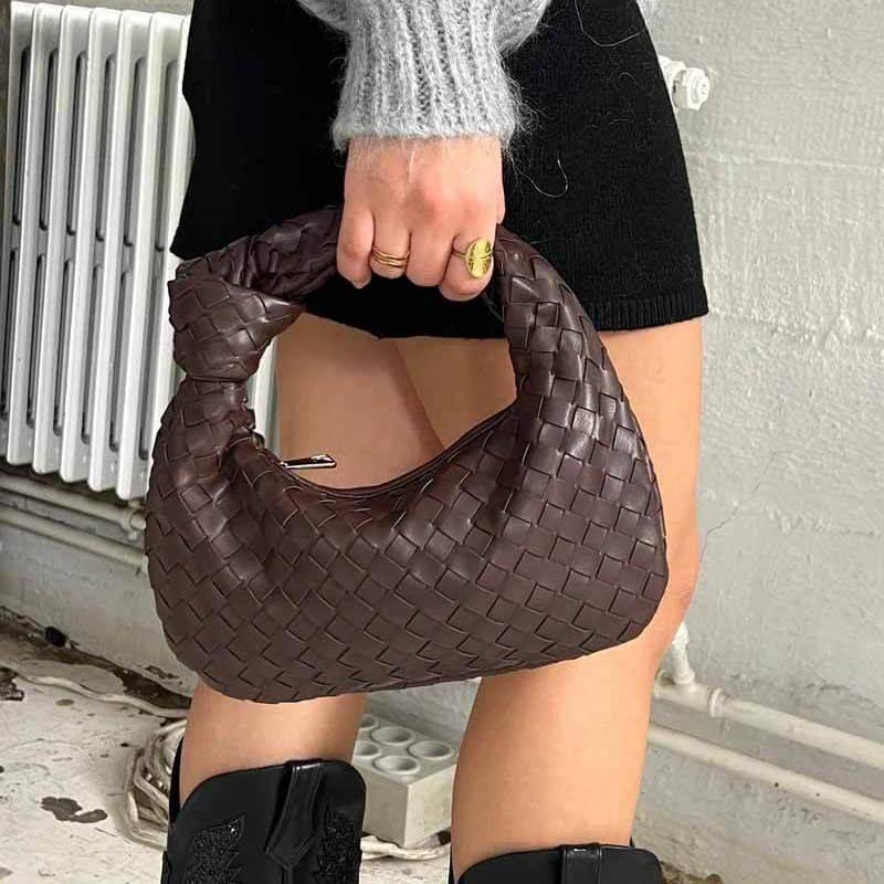 Ambre | Mini Leather Half Moon Bag