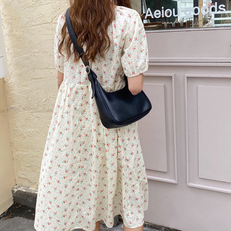 Océane | Crescent Leather Crossbody Bag