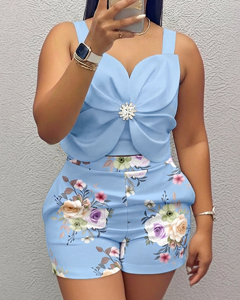 2-Piece Rhinestone & 3D Floral Crop Top and Shorts Set