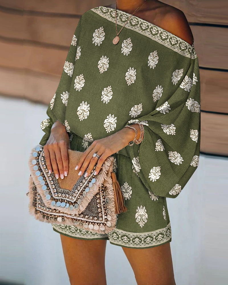 2-Piece Boho Set: Lantern Sleeve Top and Shorts Outfit