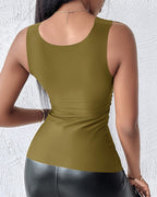 U-Neck Sleeveless Seamless Tank with Integrated Bra for Layering