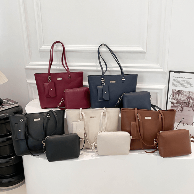 Set of leather shoulder bags