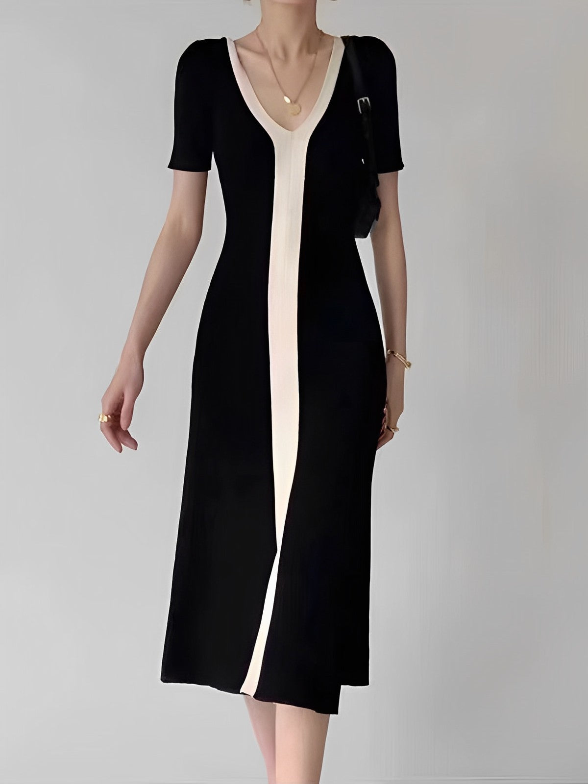 Two-Tone V-Neck Slit Midi Knit Dress