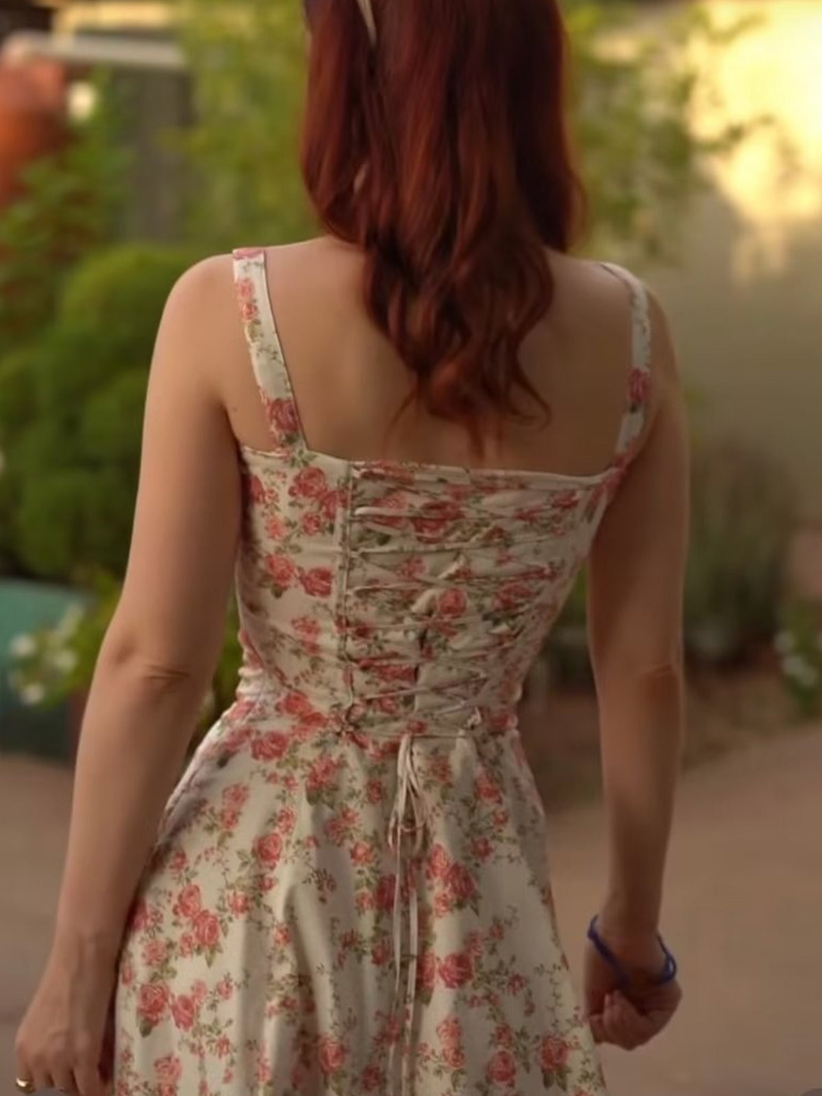 Rosebud Print Midi Dress with Floral Design