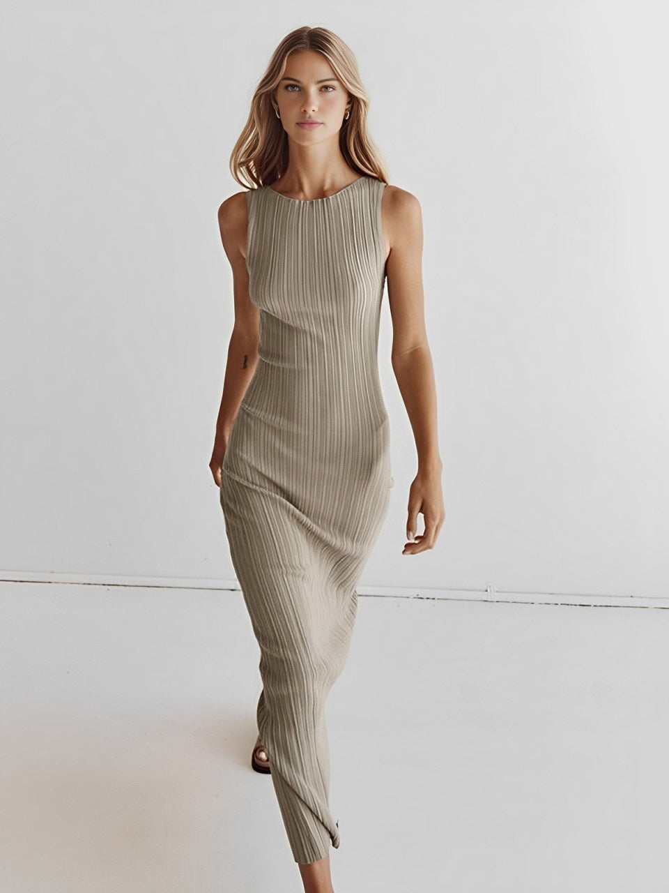 Ribbed Knit Sleeveless Maxi Dress