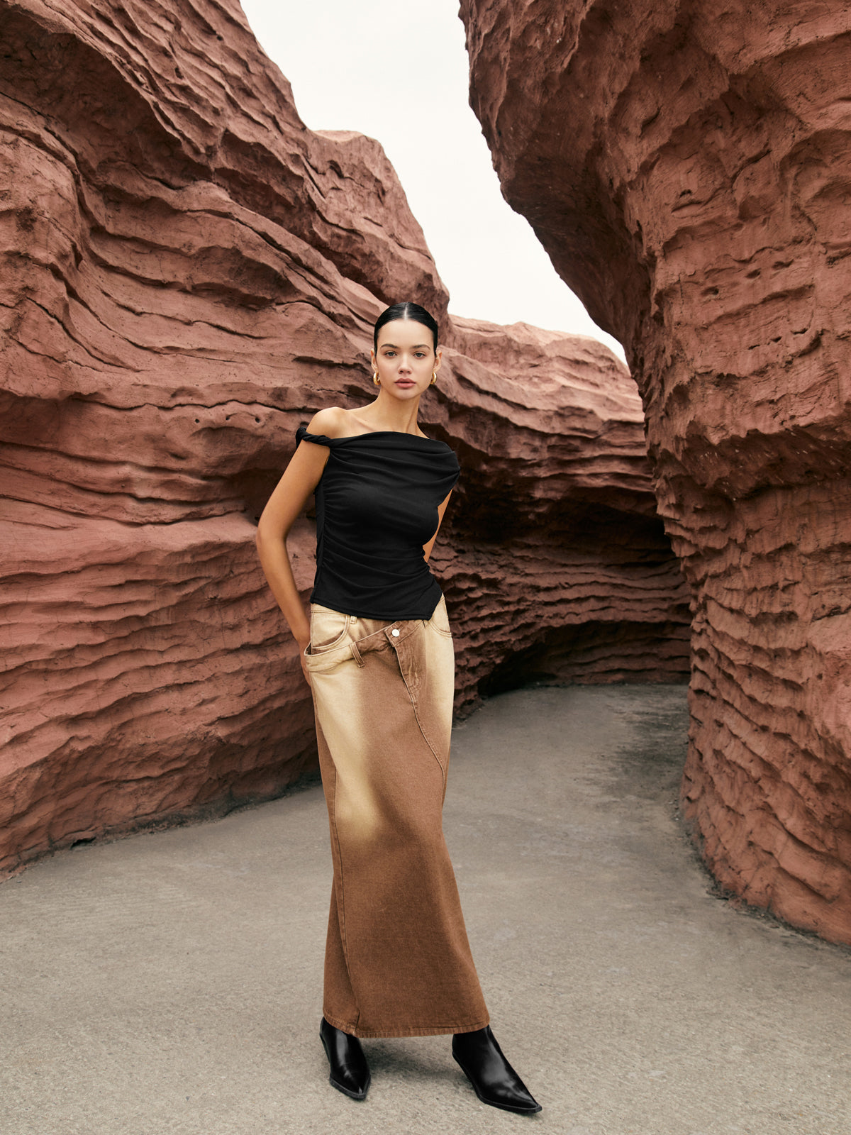Unique One-Shoulder Top with Elegant Side Knot