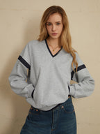Contrast-Edged Cozy Oversized Sweatshirt