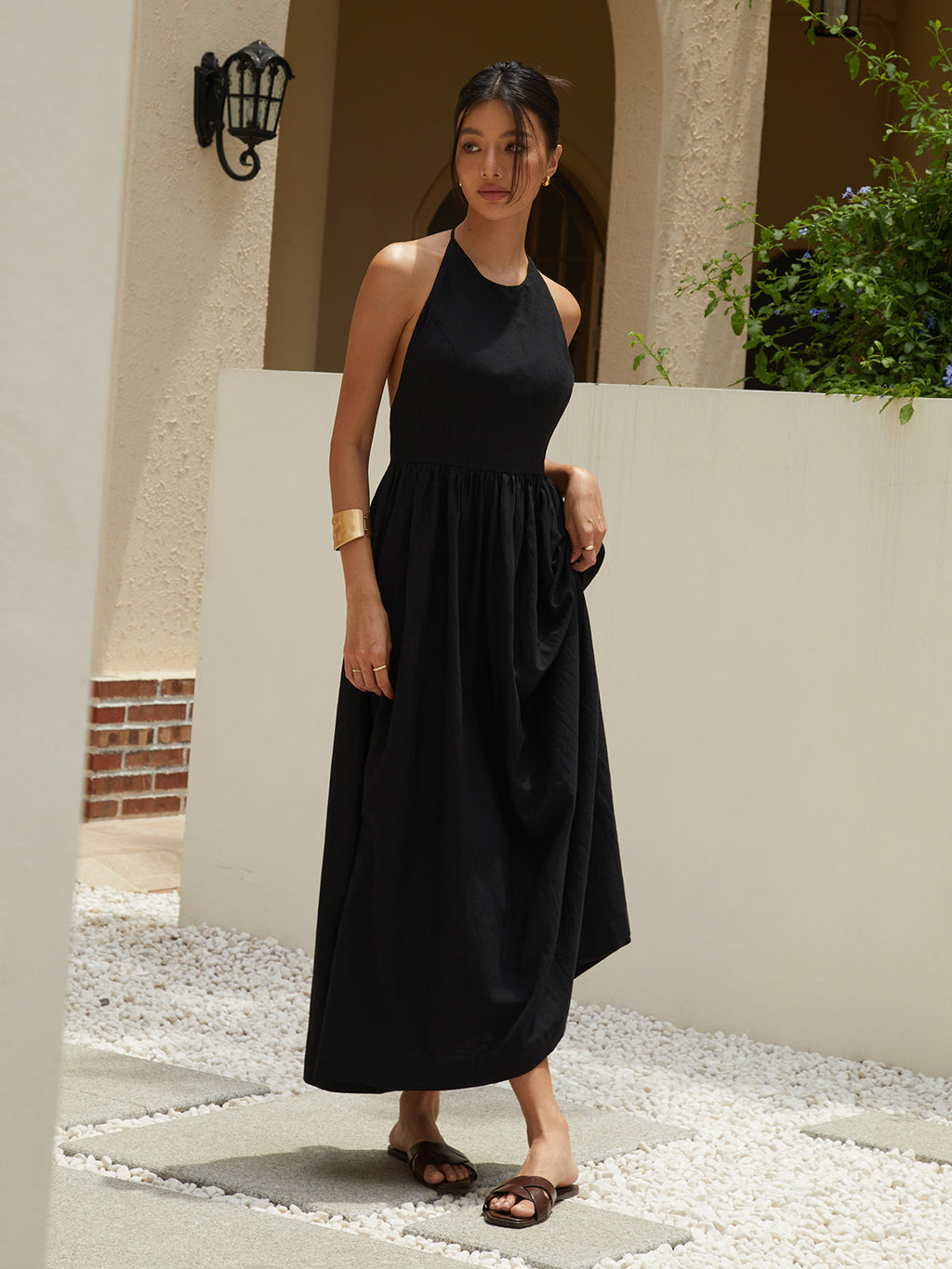 Stylish Sleeveless Halter Neck Maxi Dress