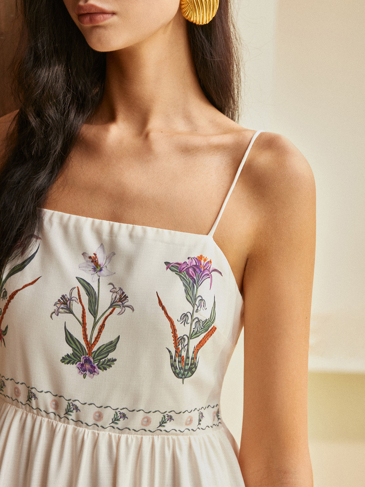 Open Back Flowy Floral Dress with Pleats
