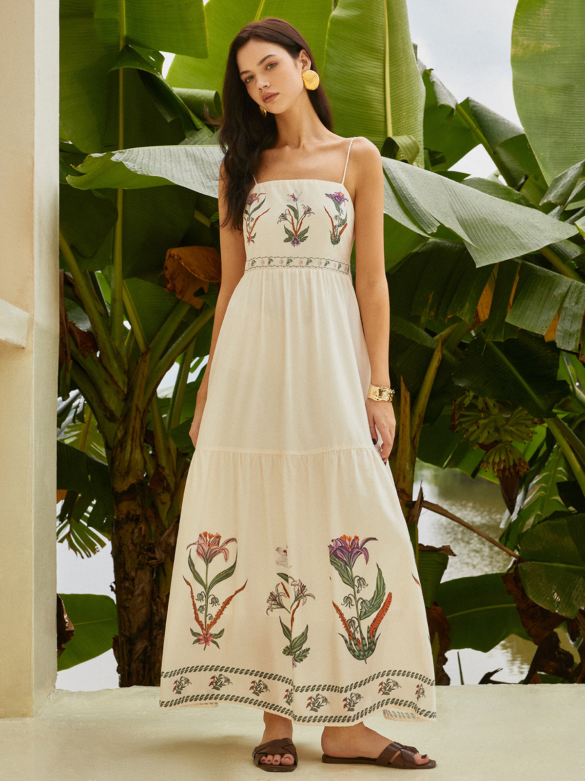 Floral Print Backless Dress with Pleated Design