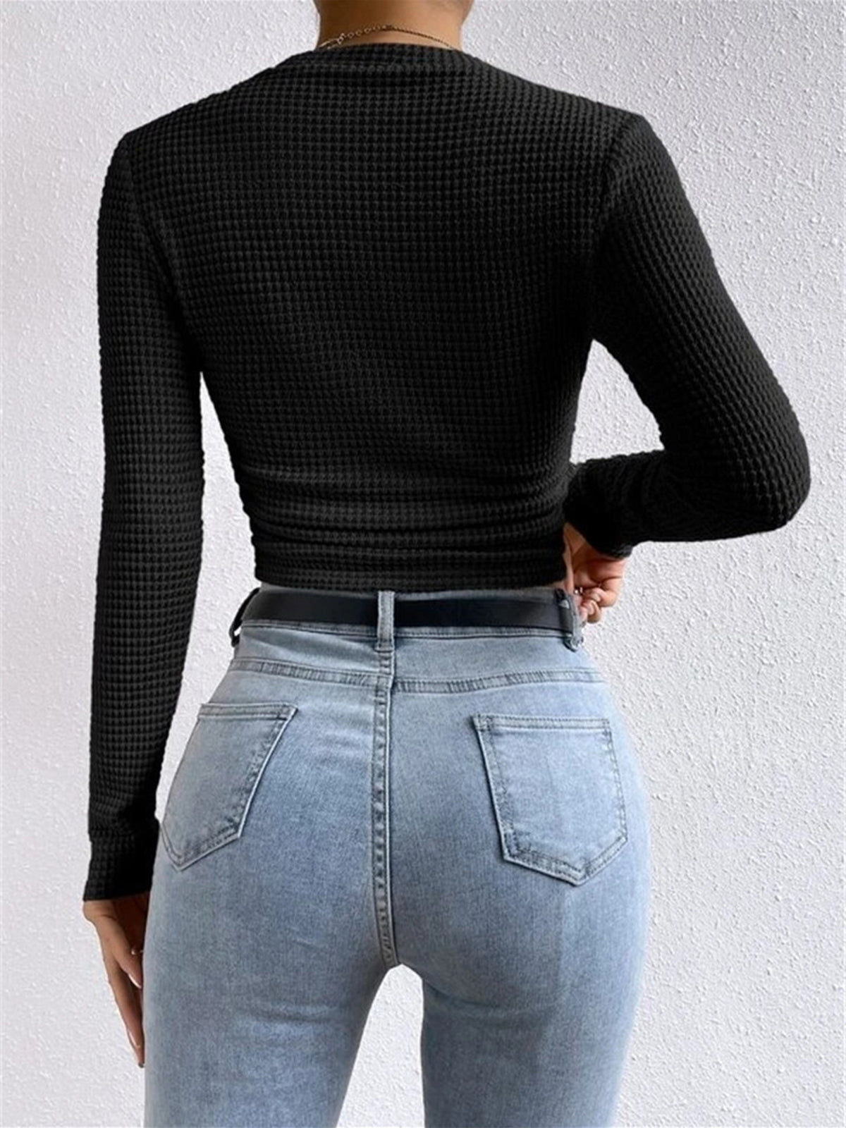 Minimalist Slim Fit Waffle Knit Sweater