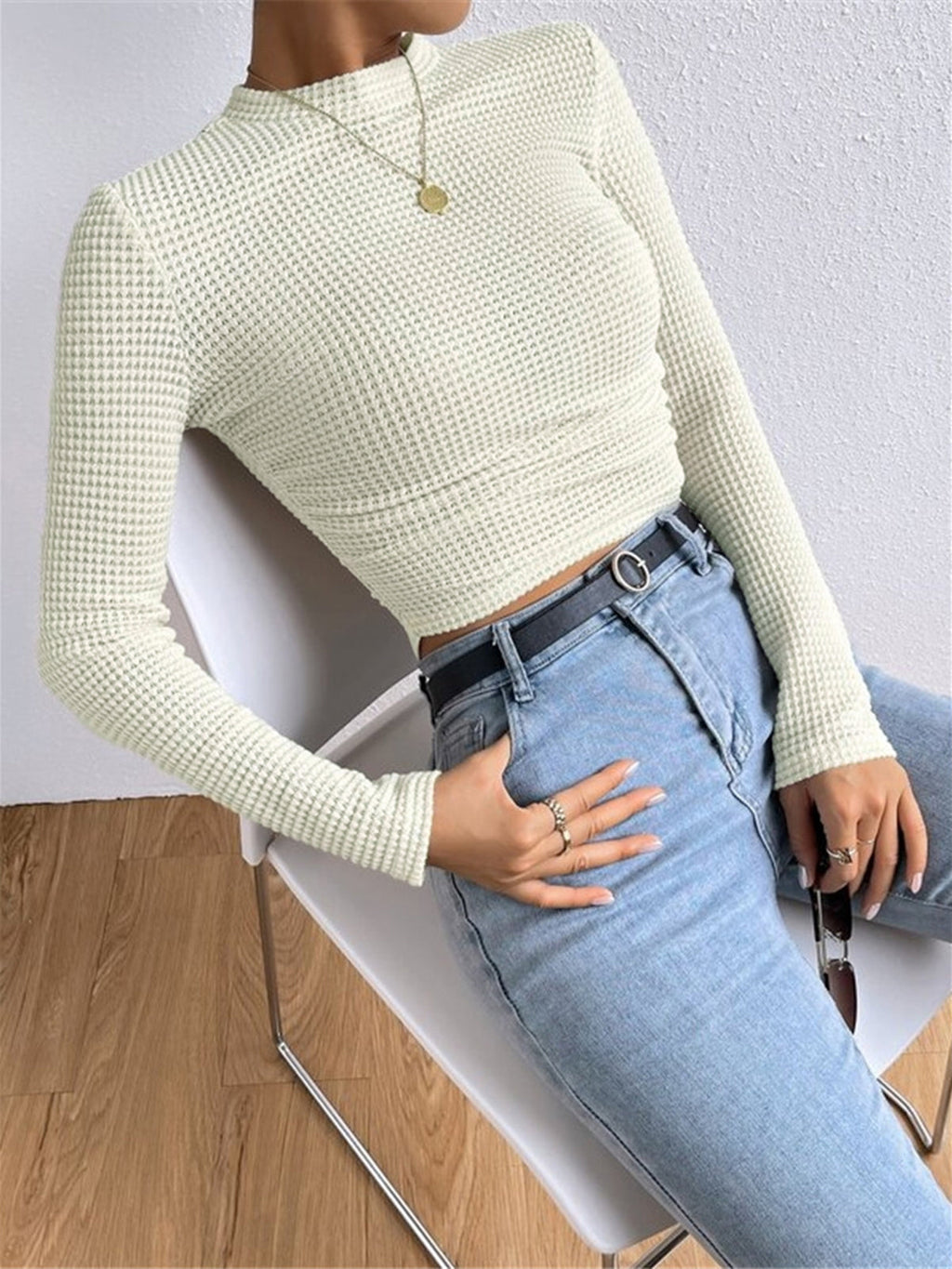 Minimalist Slim Fit Waffle Knit Sweater