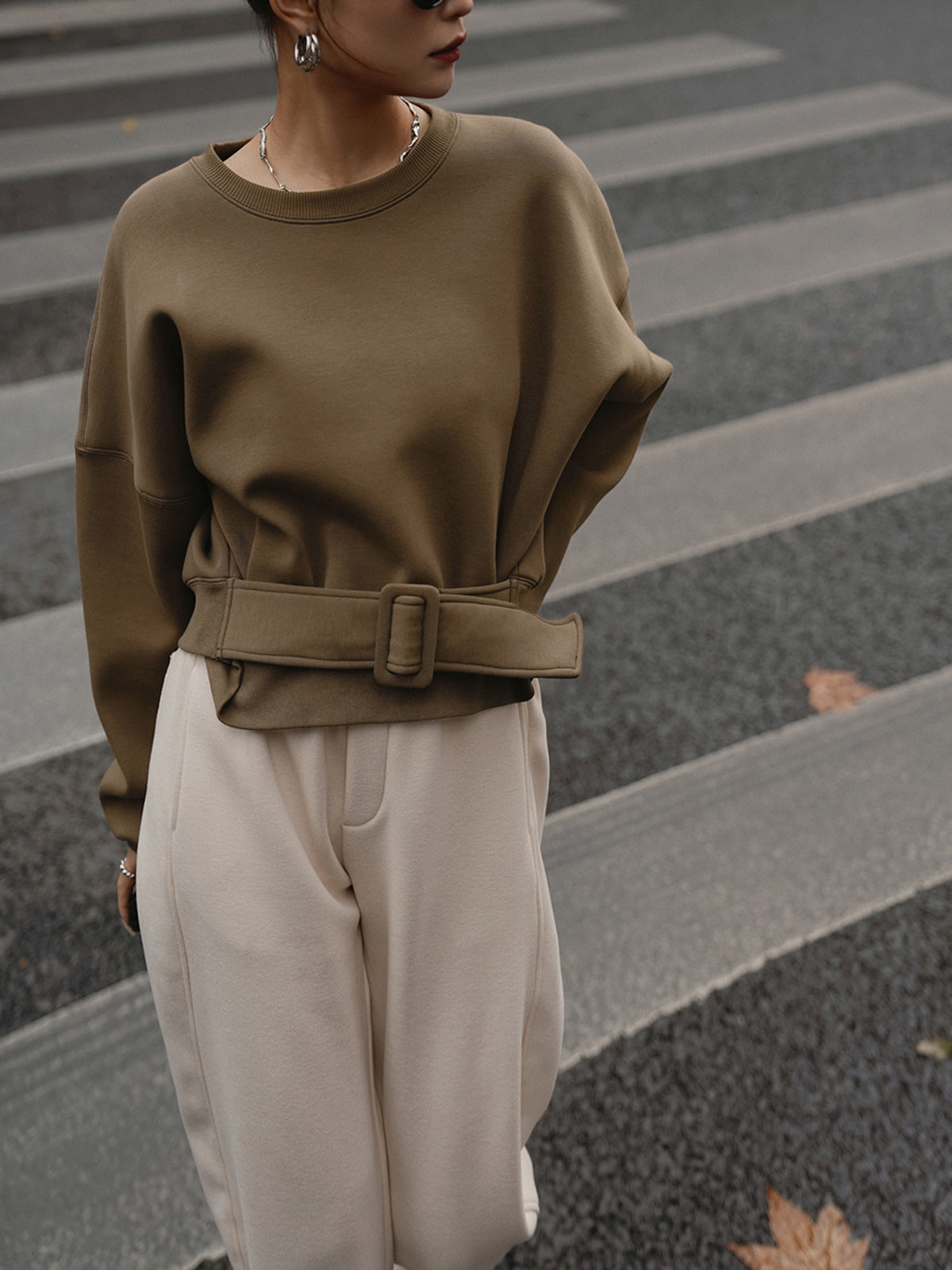 Cinched Waist Short-Length Sweatshirt Sweater