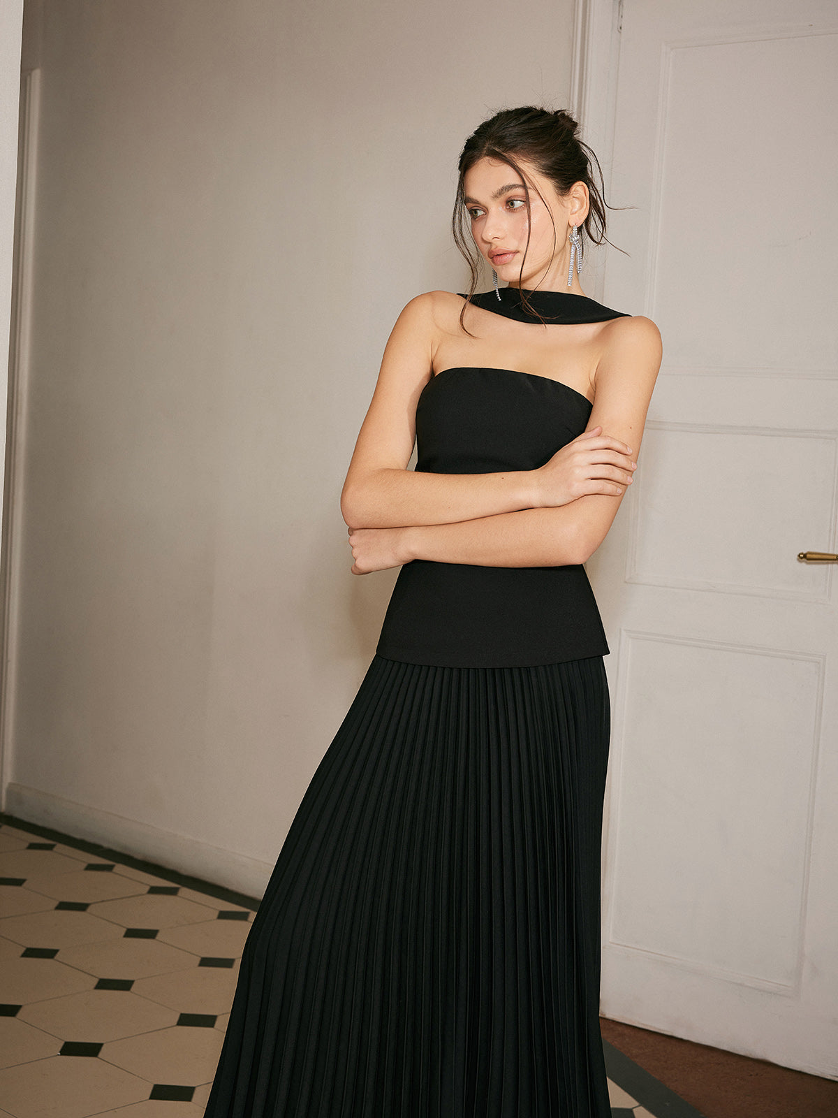 Pleated Panel Dress with Choker Neckline Design