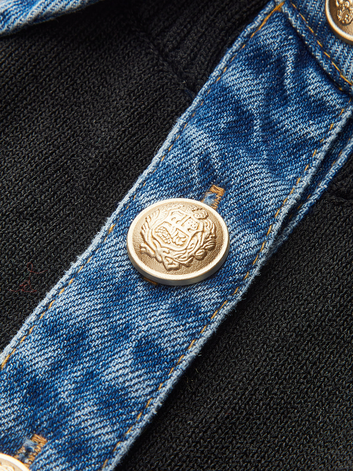Ribbed Knit Top with Denim Collar Detail