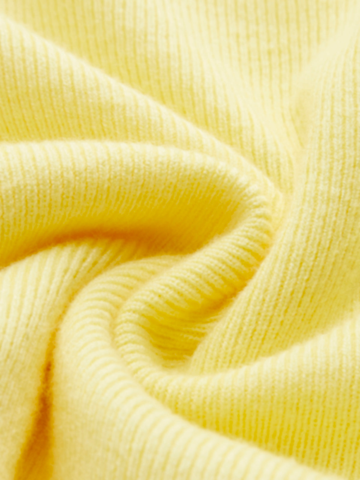 Sleeveless Knit Dress Featuring Pocket Detail