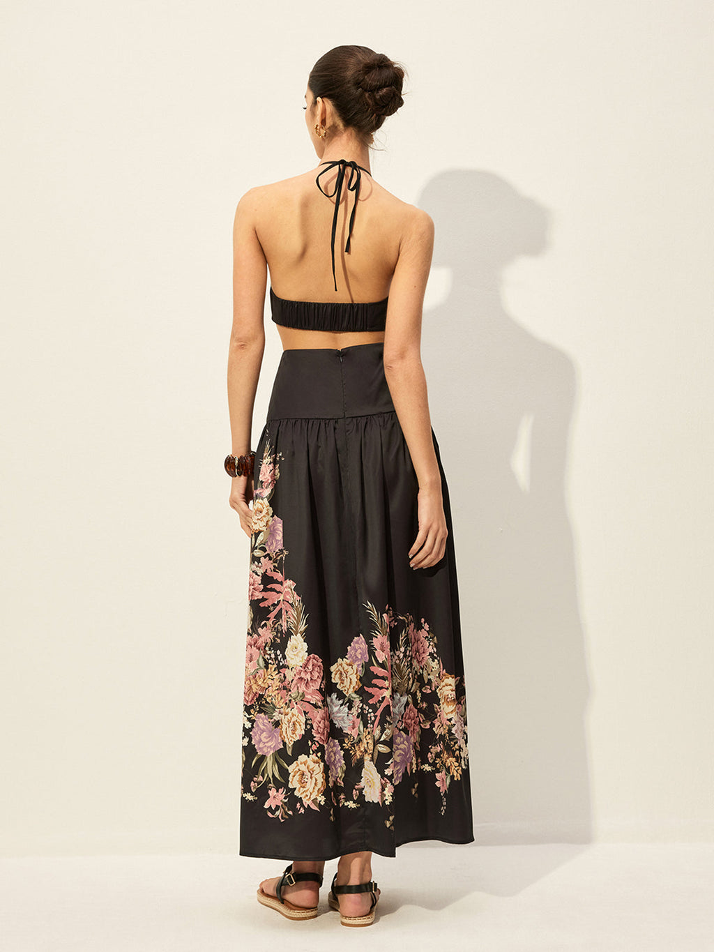 Halter Neck Dress Featuring Floral Print and Cut-Out