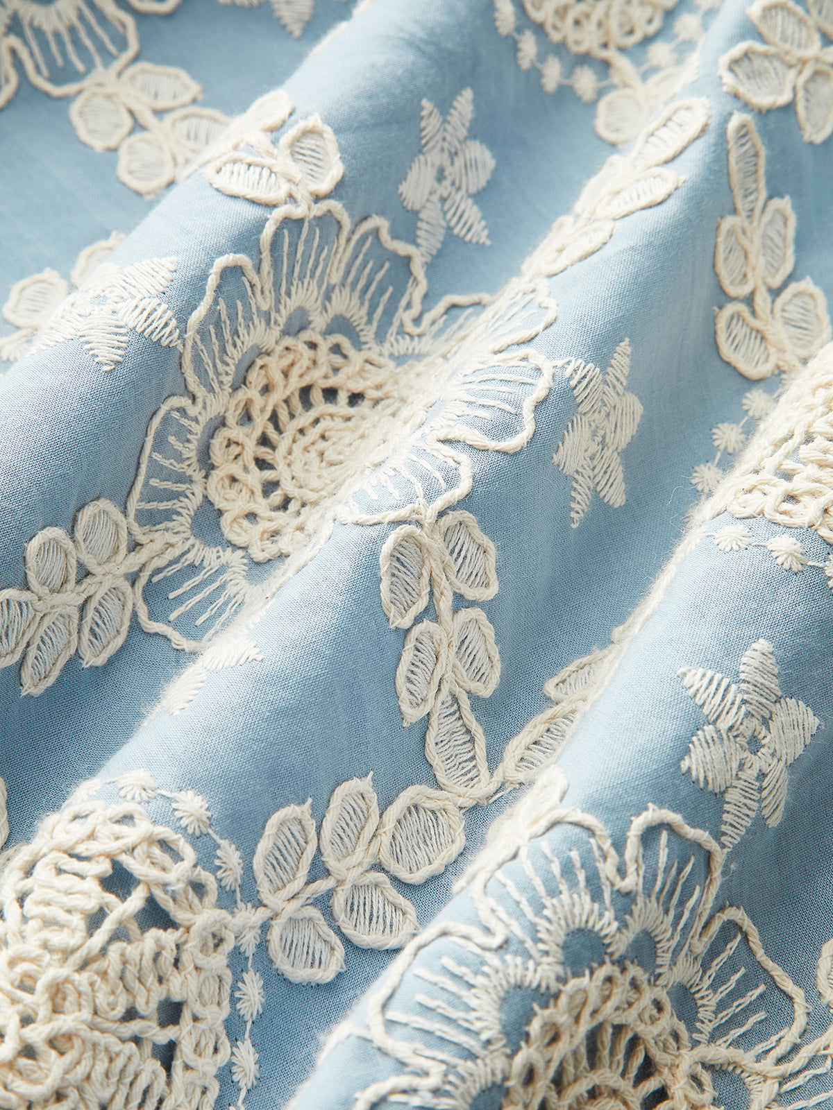 Cotton Dress with Elegant Sleeveless Embroidery
