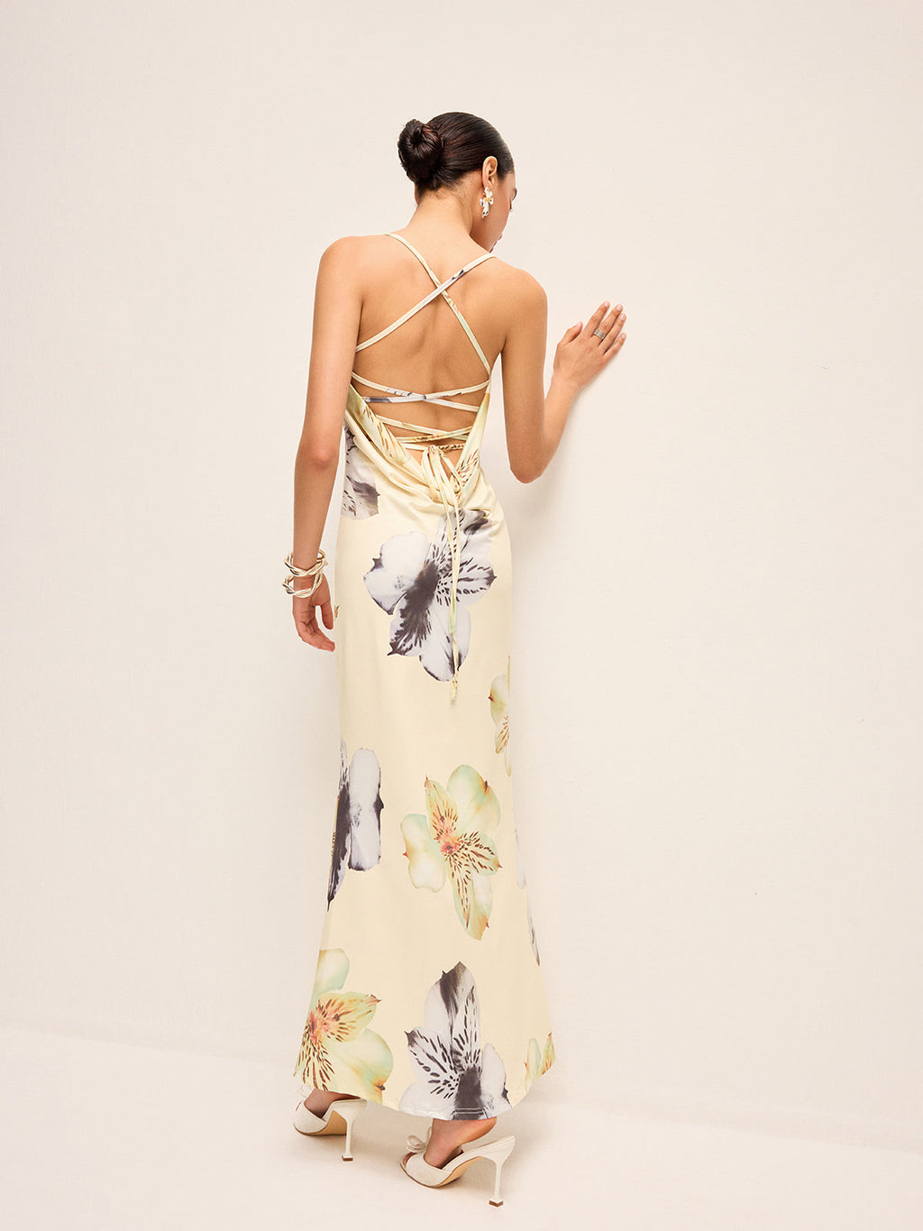 Floral Dress with Lace-Up Backless Design