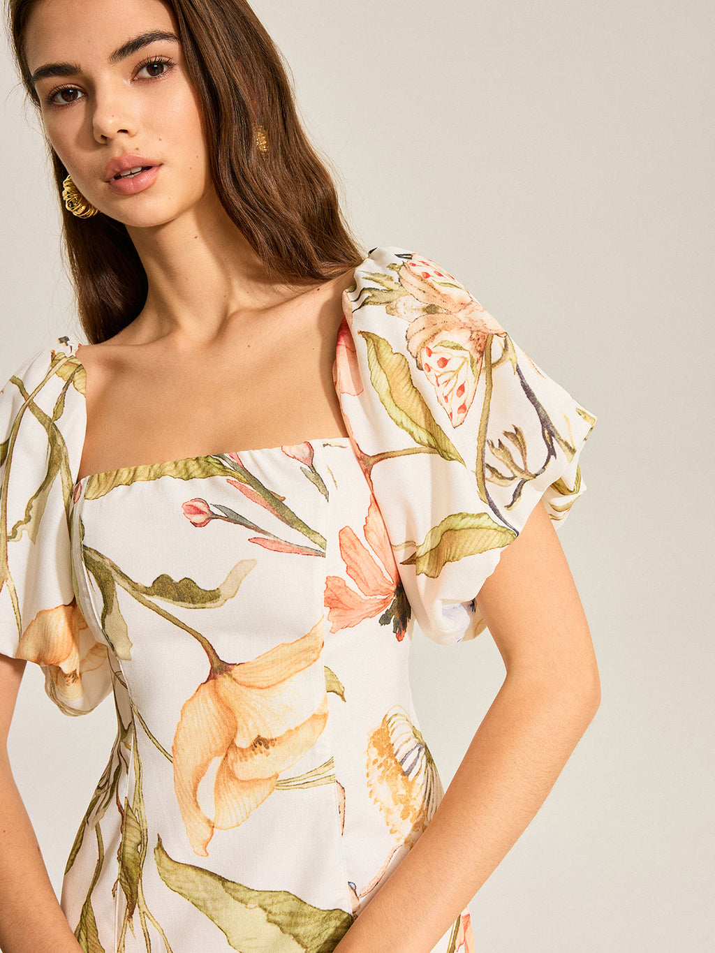 Floral Backless Dress with Puff Sleeves