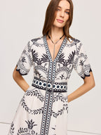 Boho-Inspired Floral Midi Dress with V-Neck Design