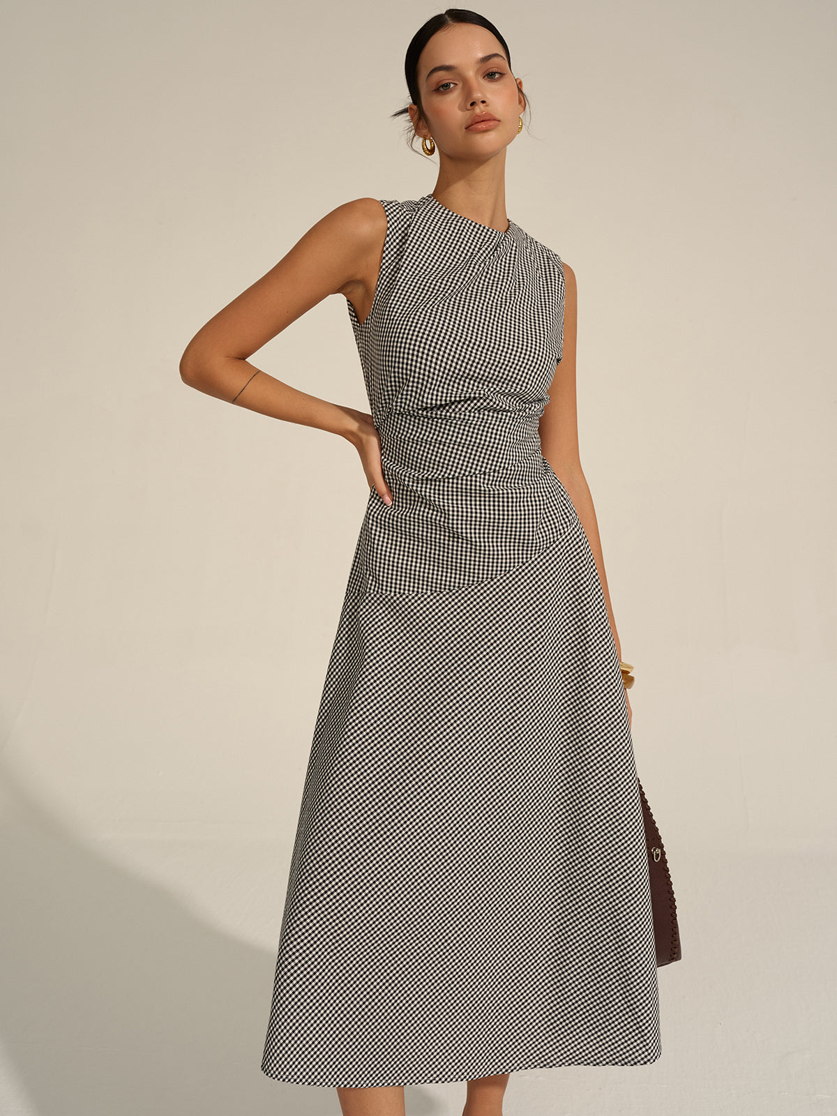 Chic Gingham Midi Dress with Timeless Appeal
