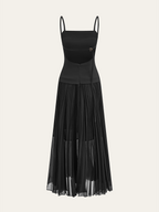 Spaghetti-Strap Backless Maxi Dress with Pleated Design