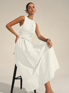 Elegant Maxi Dress with Cinched Waist Detail