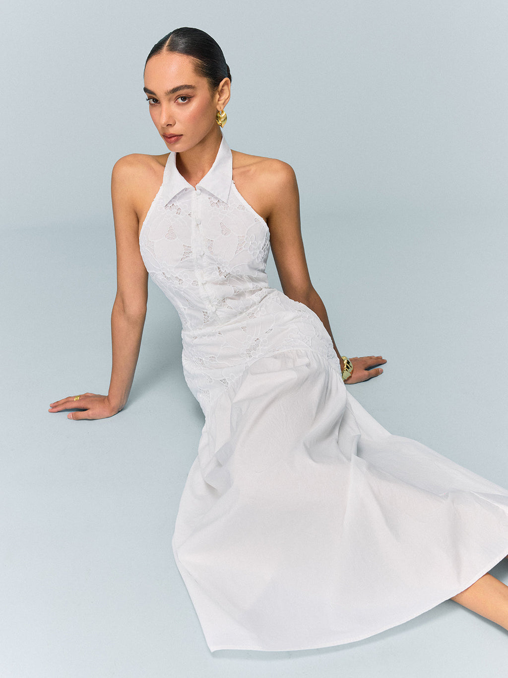 Pocketed Halter Neck Dress with Embroidery, No Belt