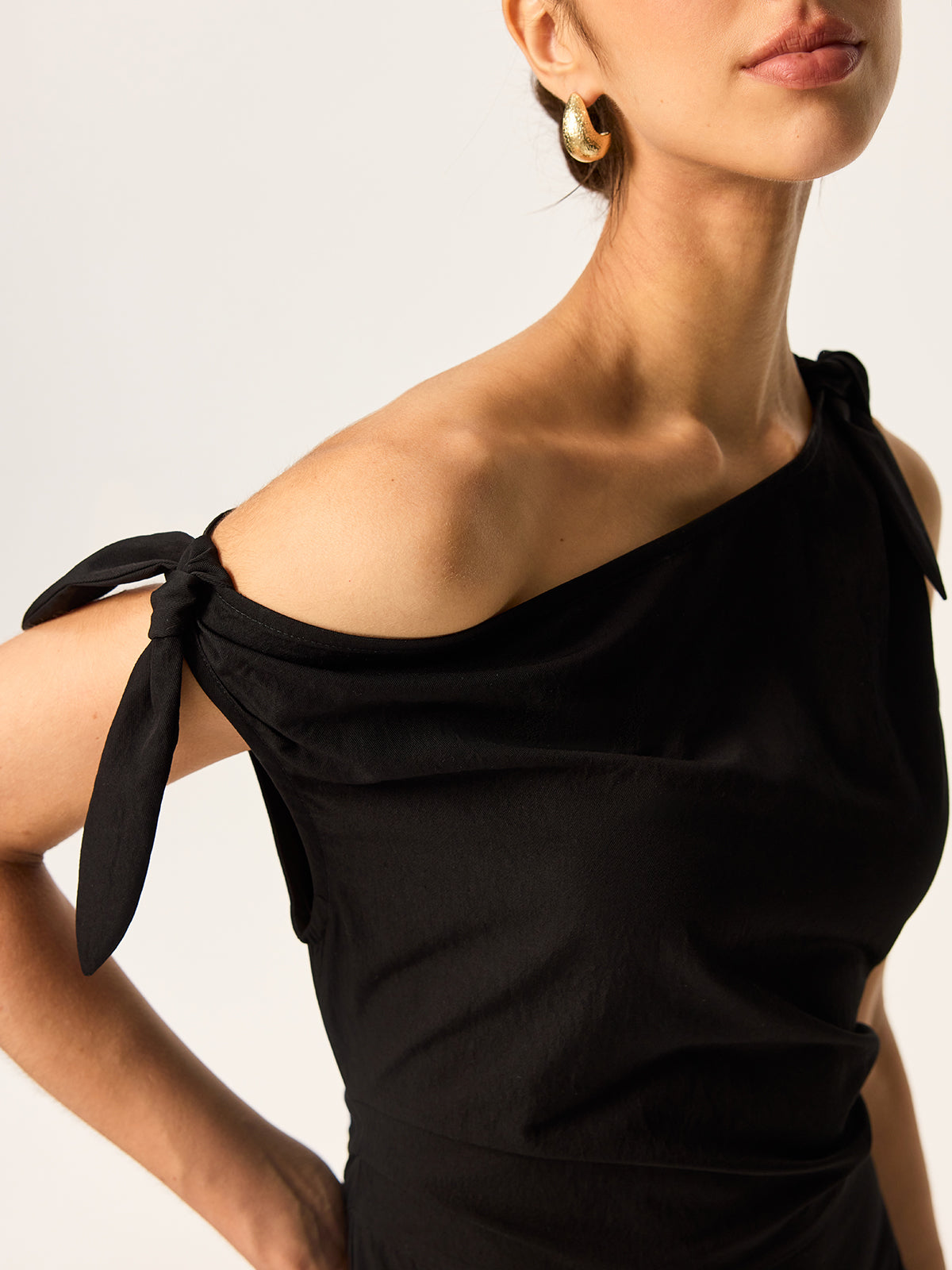 Asymmetrical Maxi Dress with Pleats and Bow Accents