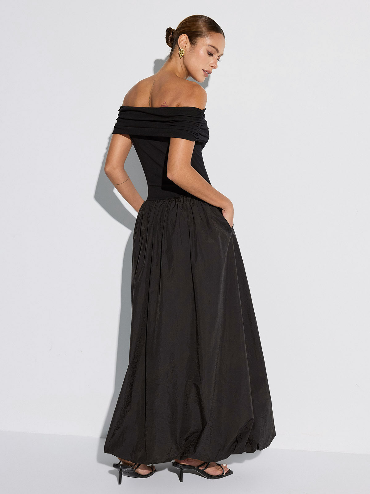 Casual Off-Shoulder Maxi Dress with Pockets