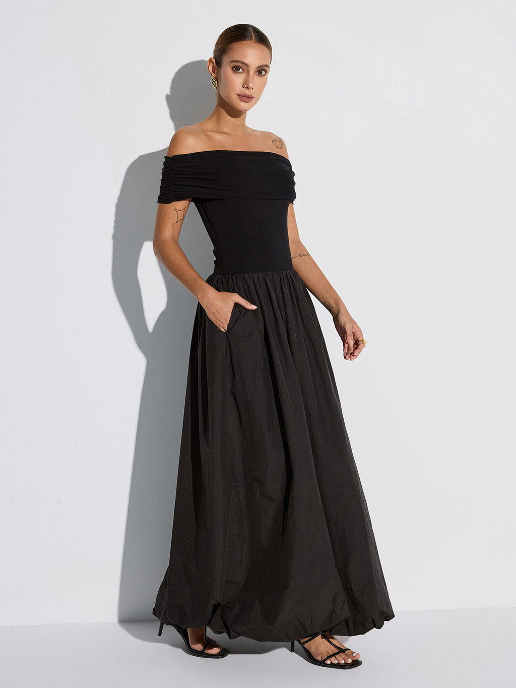 Casual Off-Shoulder Maxi Dress with Pockets