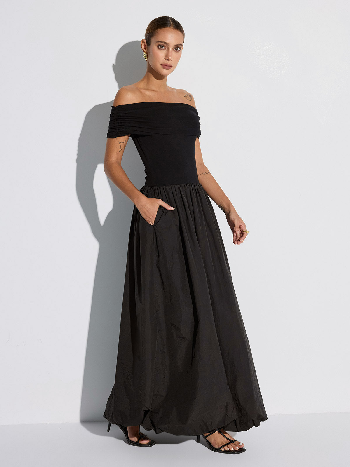 Casual Off-Shoulder Maxi Dress with Pockets