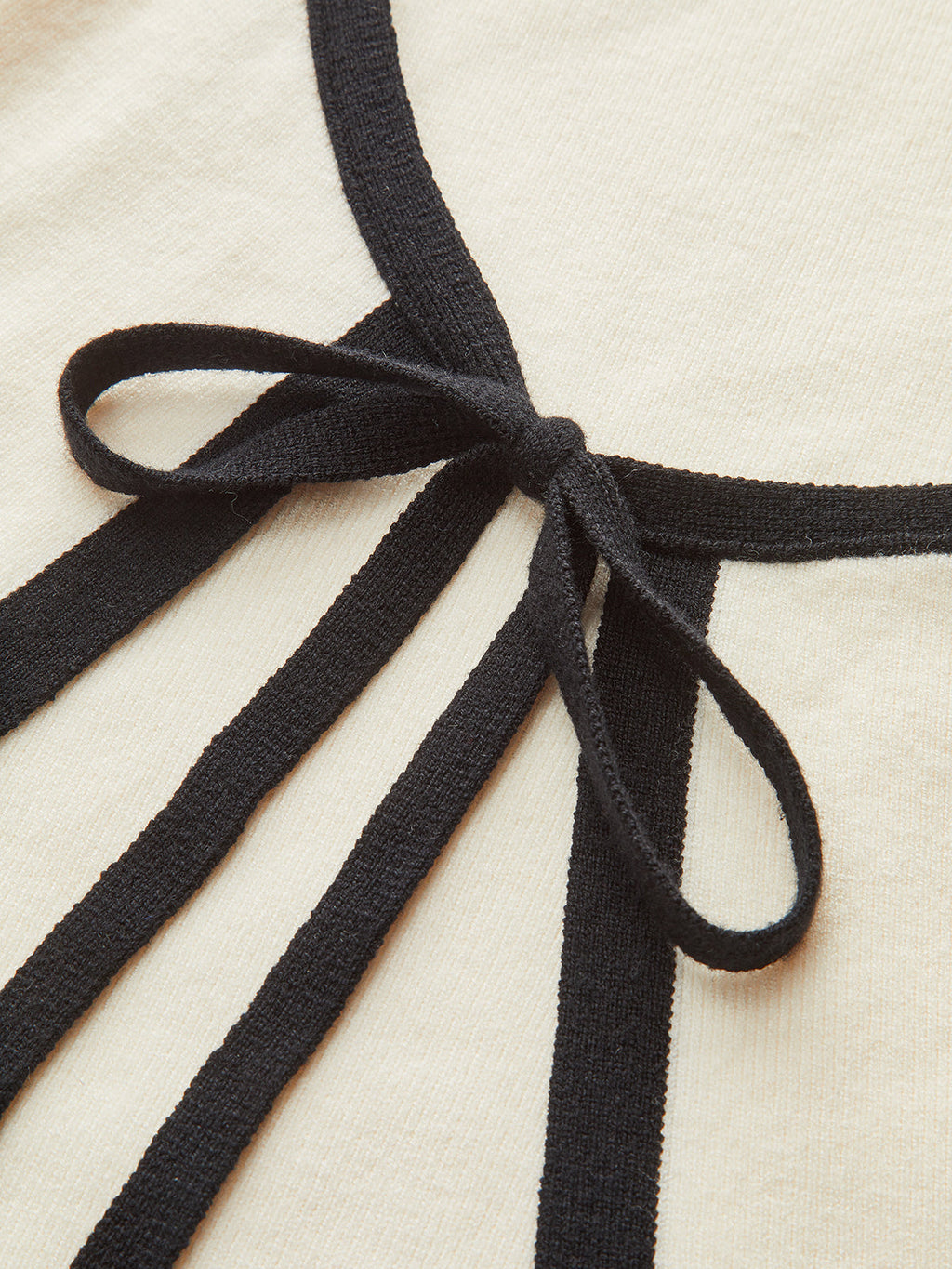 Contrast Trim Sweater Dress with Long Sleeves