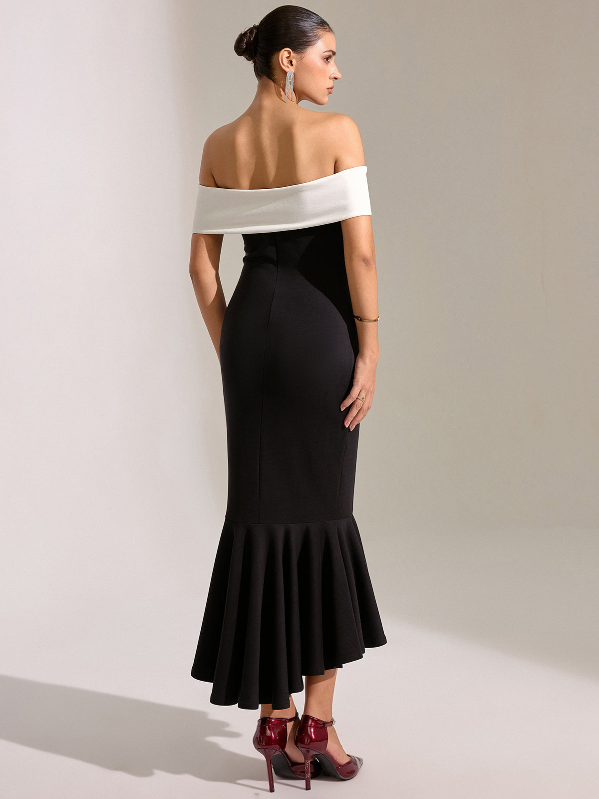 Bow-Accented Off-Shoulder Mermaid Midi Dress