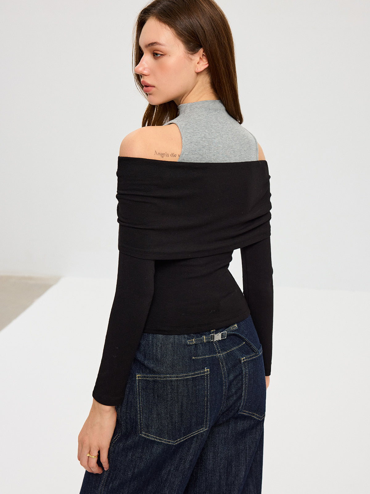 Contrast Panel Mock Neck Long Sleeve Tee