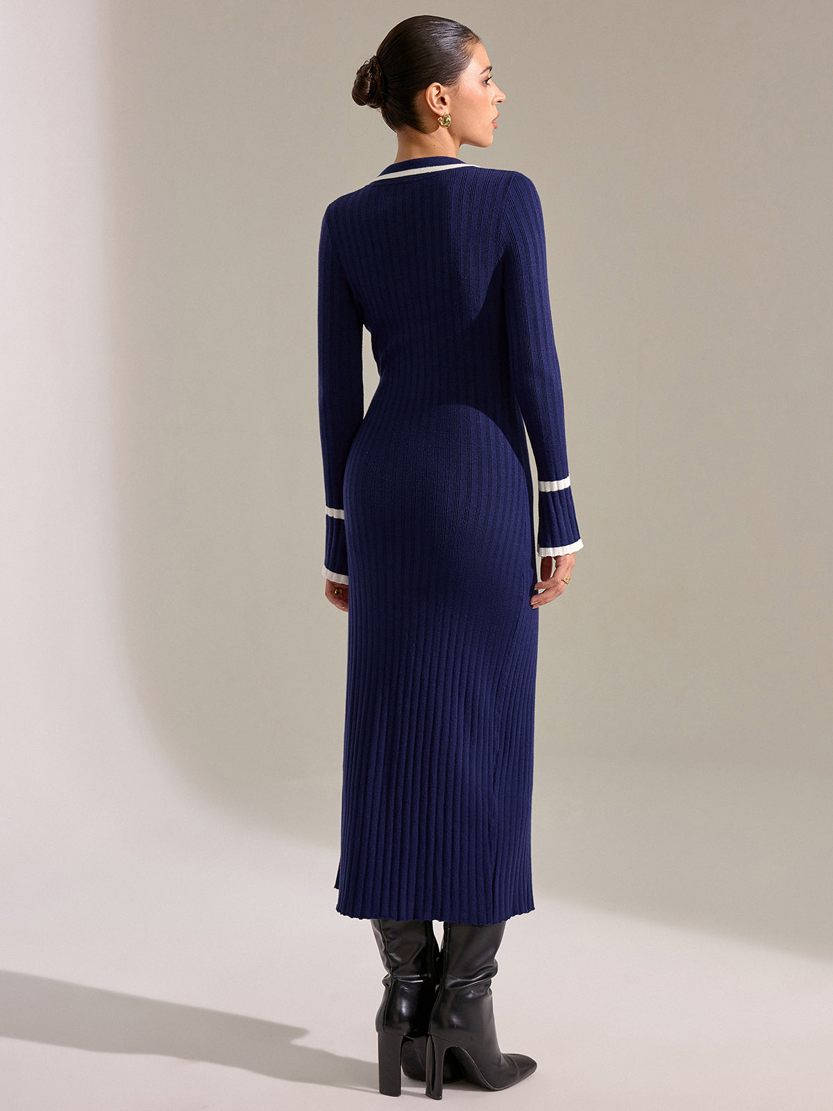 Contrast Trim Buttoned Slim Midi Dress