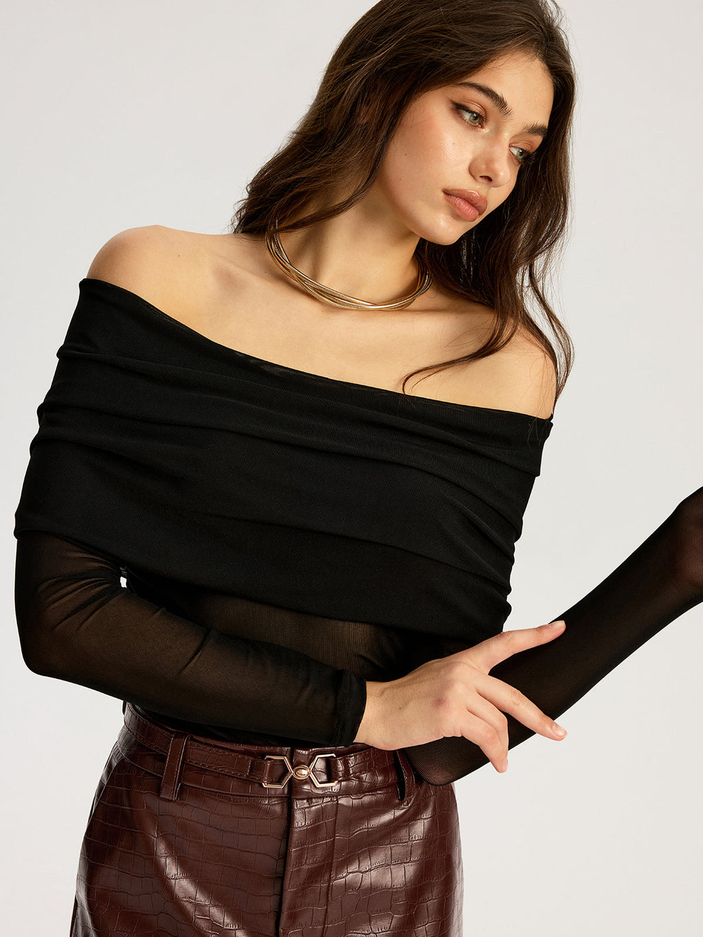 Off-Shoulder Long Sleeve Top Without Bra Support