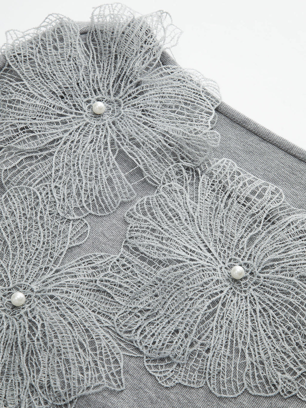3D Floral Embellished Fitted Soft Knit Top with Pearls