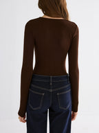 Sleek V-Neck Top with Long Sleeves and Zipper