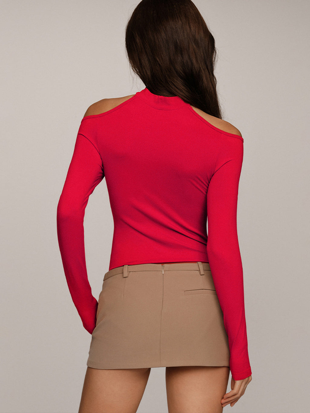 Sleeveless Off-Shoulder Bodysuit with Choker Detail